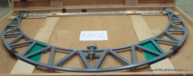 Mikrometr třmenový 1900-2000 (17056 (2).JPG)